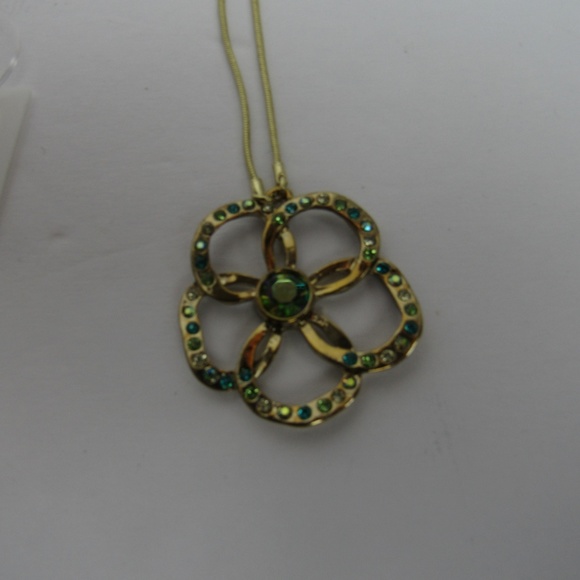 NWT Gold Green Floral Rhinestone Necklace - Picture 6 of 7
